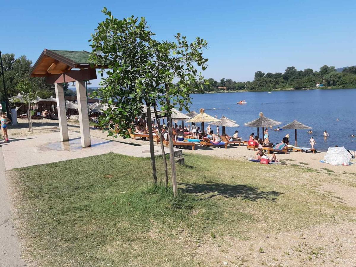 Apartmani K&V Veliko Gradište Екстериор снимка