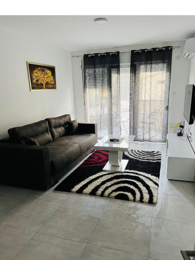 Apartmani K&V Veliko Gradište Екстериор снимка
